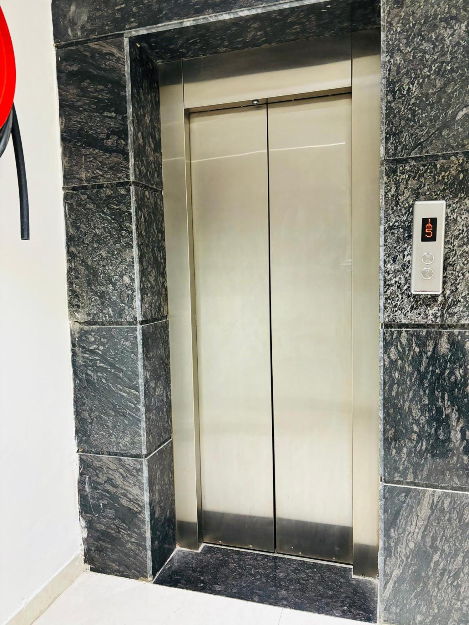 Hotel Northview Park By Lycoris !! Top Rated & Most Awarded Property In Tricity Zirakpur エクステリア 写真
